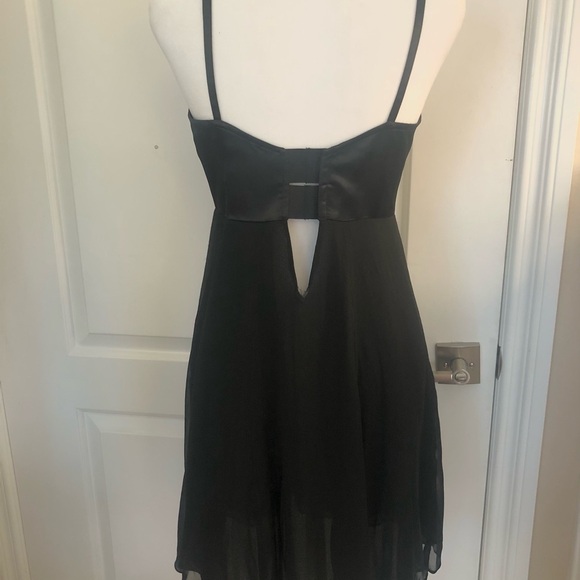 BETSEY JOHNSON slip dress. Satin on top chiffon on bottom. Sexy and cute Sz 4 - Picture 3 of 13